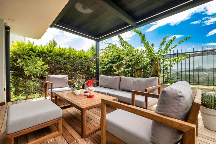 Вилла в комплексе , планировки 3+2 в районе Лара - Анталия 