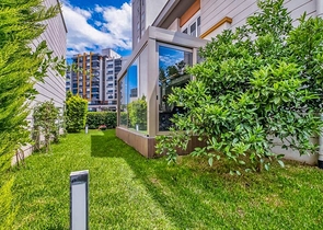 Вилла в комплексе , планировки 3+2 в районе Лара - Анталия 