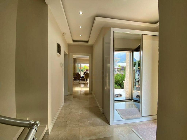 Вилла планировки 6+1 в районе Кемер - Анталия 