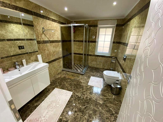 Вилла планировки 6+1 в районе Кемер - Анталия 