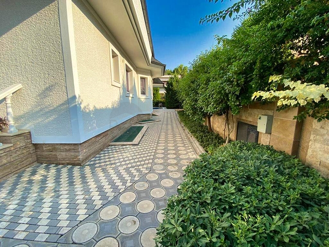 Вилла планировки 6+1 в районе Кемер - Анталия 