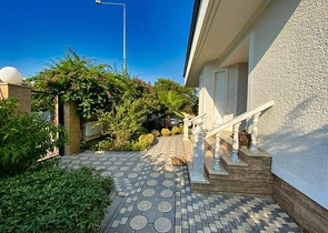 Вилла планировки 6+1 в районе Кемер - Анталия 