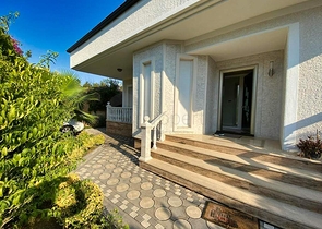 Вилла планировки 6+1 в районе Кемер - Анталия 