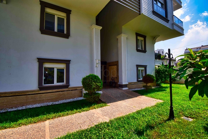 Квартира планировки 3+1 дуплекс в микрорайоне Моллаюсуф - Анталия 