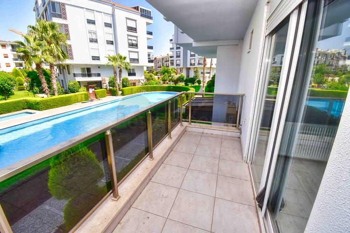 Квартира планировки 3+1 дуплекс в микрорайоне Моллаюсуф - Анталия 