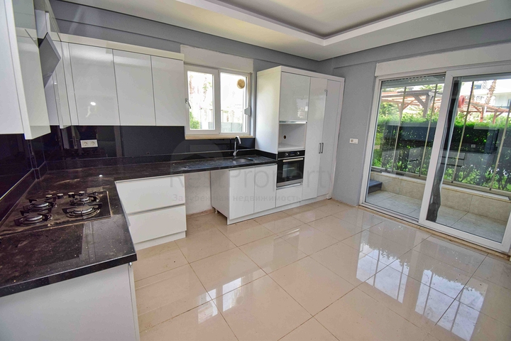 Квартира планировки 3+1 дуплекс в микрорайоне Моллаюсуф - Анталия 