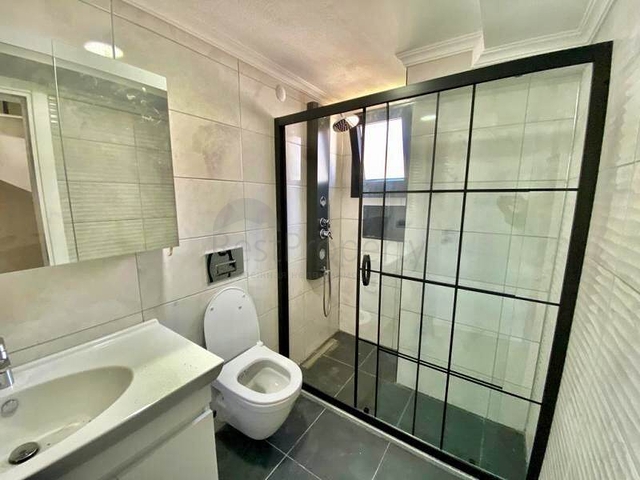 Квартира планировки 3+1 дуплекс в районе Фетхие 