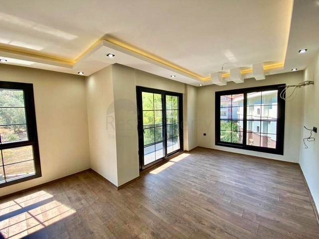 Квартира планировки 3+1 дуплекс в районе Фетхие 