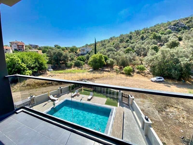 Квартира планировки 3+1 дуплекс в районе Фетхие 