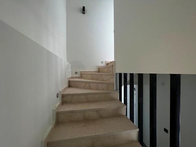 Вилла в 1000 метров от моря планировкой 3+1 в районе Фетхие 