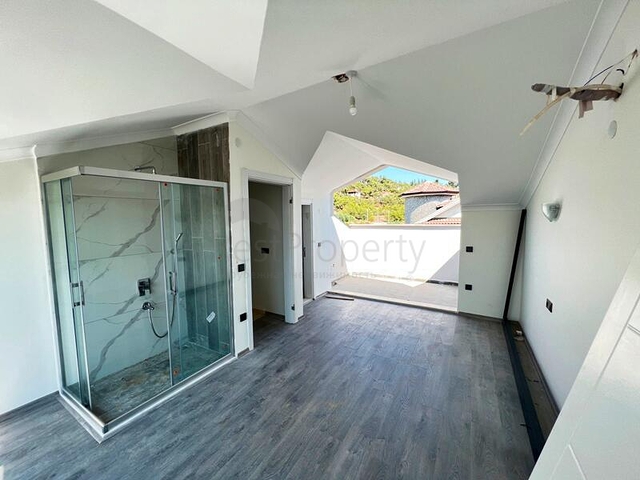 Вилла в 1000 метров от моря планировкой 3+1 в районе Фетхие 