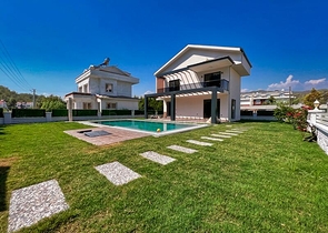 Вилла в 1000 метров от моря планировкой 3+1 в районе Фетхие 