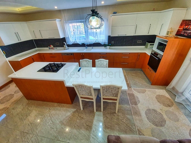 Просторная вилла планировки 5+1 в районе Дошемеалты - Анталия 