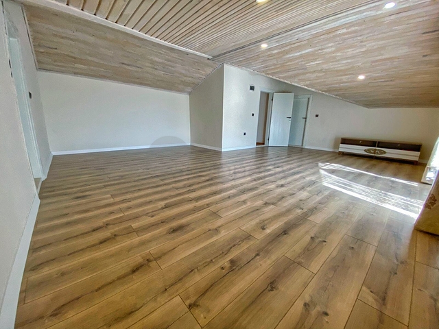 Просторная вилла планировки 5+1 в районе Дошемеалты - Анталия 