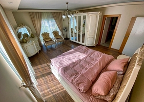 Просторная вилла планировки 5+1 в районе Дошемеалты - Анталия 