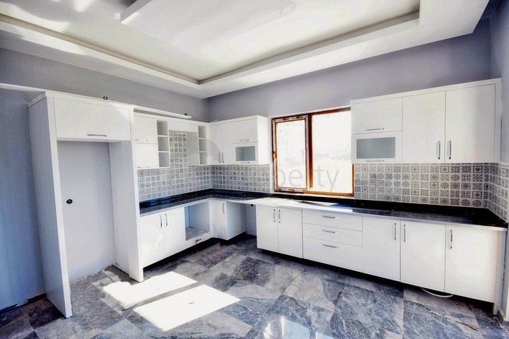 Вилла планировки 4+1 для большой семьи в районе Дошемеалты - Анталия 