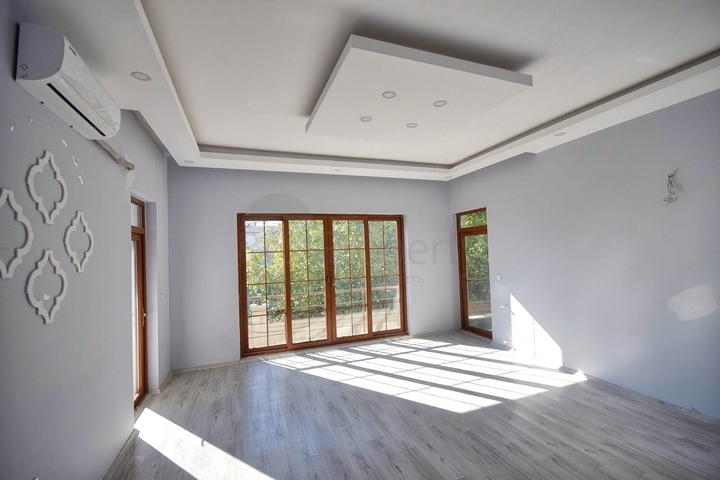 Вилла планировки 4+1 для большой семьи в районе Дошемеалты - Анталия 