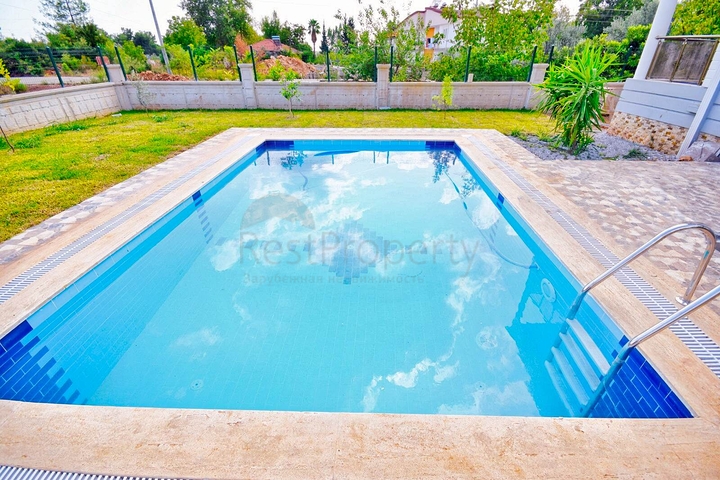 Вилла планировки 4+1 для большой семьи в районе Дошемеалты - Анталия 