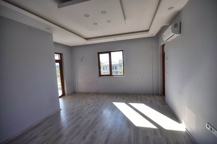 Вилла планировки 4+1 для большой семьи в районе Дошемеалты - Анталия 