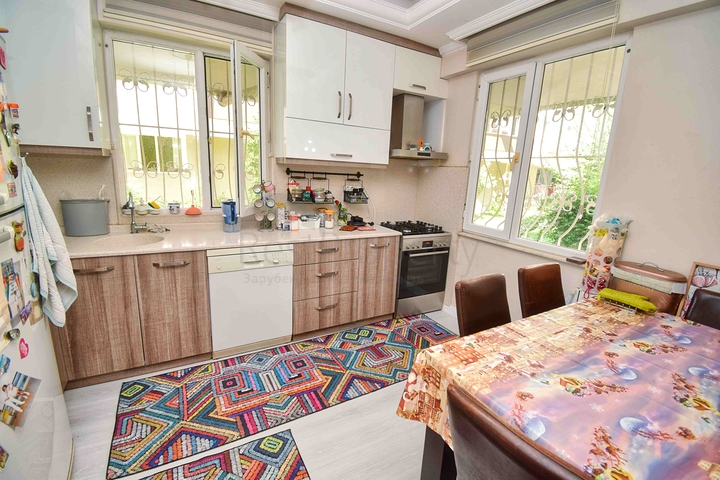 Квартира планировки 4+1 в микрорайоне Лара - Анталия