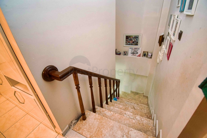 Квартира планировки 4+1 в микрорайоне Лара - Анталия