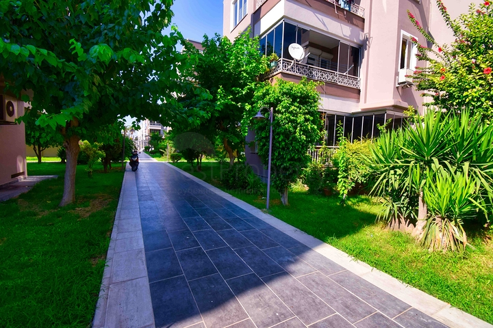 Квартира планировки 4+1 в микрорайоне Лара - Анталия