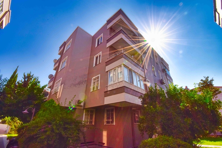 Квартира планировки 4+1 в микрорайоне Лара - Анталия