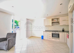 Квартира без мебели планировки 2+1 в районе Кемер - Анталия 