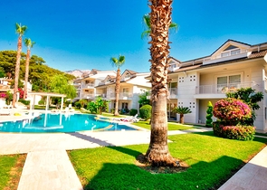 Квартира без мебели планировки 2+1 в районе Кемер - Анталия 