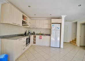 Квартира без мебели планировки 2+1 в районе Кемер - Анталия 