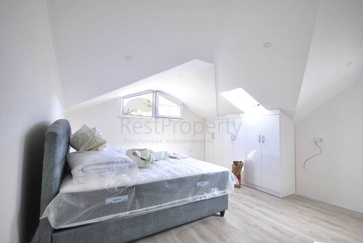 Квартира планировки 2+1 с видом на горы в районе Кемер - Анталия 