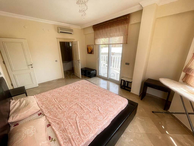 Вилла планировки 3+1 размером 320 м2 в районе Белек