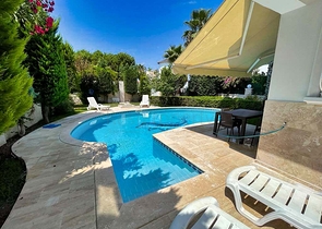 Вилла планировки 3+1 размером 320 м2 в районе Белек