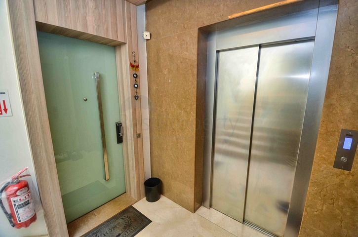 Квартира планировки 5+1 в микрорайоне Лара - Анталия 