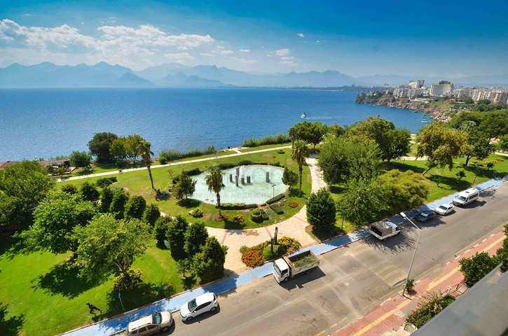 Квартира планировки 5+1 в микрорайоне Лара - Анталия 