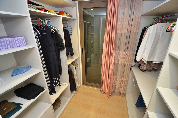 Квартира планировки 5+1 в микрорайоне Лара - Анталия 