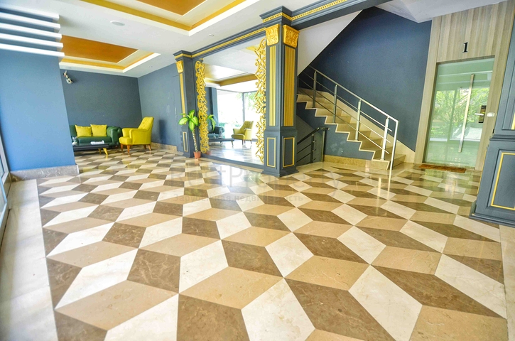 Квартира планировки 5+1 в микрорайоне Лара - Анталия 