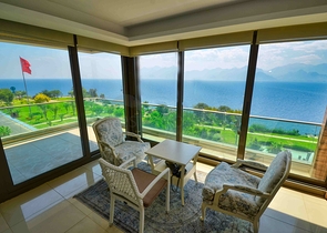 Квартира планировки 5+1 в микрорайоне Лара - Анталия 