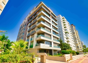 Квартира планировки 5+1 в микрорайоне Лара - Анталия 