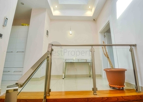 Квартира планировки 5+1 в микрорайоне Лара - Анталия 