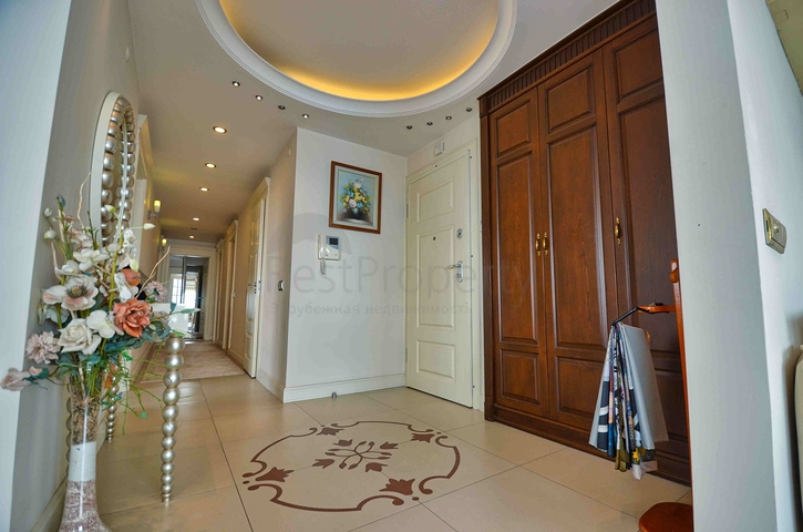 Квартира планировки 4+1 в микрорайоне Бахчелиэвлер - Анталия 