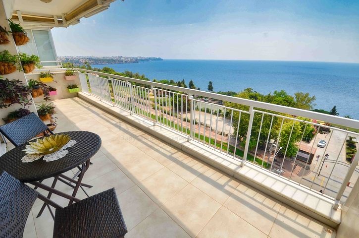 Квартира планировки 4+1 в микрорайоне Бахчелиэвлер - Анталия 