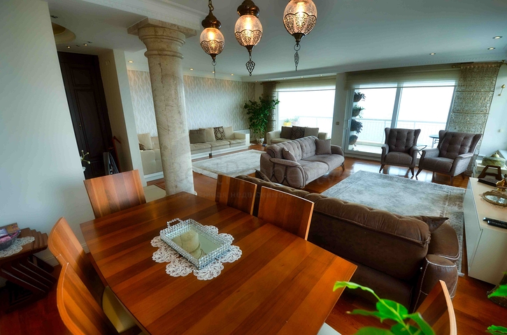 Квартира планировки 4+1 в микрорайоне Бахчелиэвлер - Анталия 