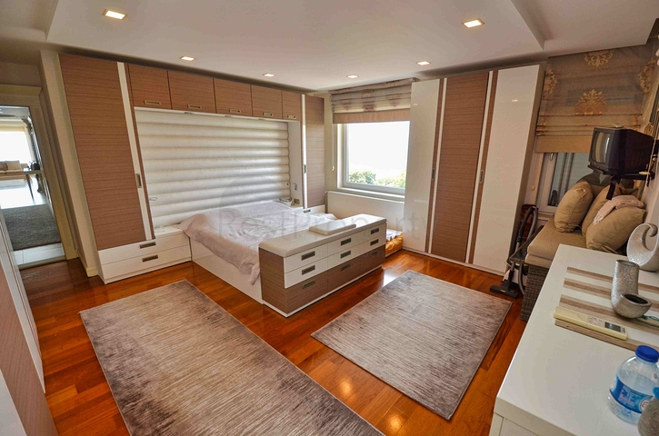 Квартира планировки 4+1 в микрорайоне Бахчелиэвлер - Анталия 