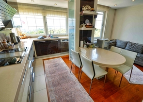 Квартира планировки 4+1 в микрорайоне Бахчелиэвлер - Анталия 