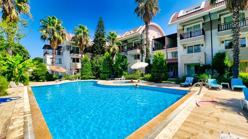 Квартира планировки 3+1 дуплекс в районе Кемер - Анталия 