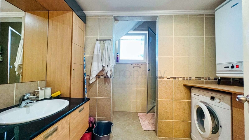 Квартира планировки 3+1 дуплекс в районе Кемер - Анталия 