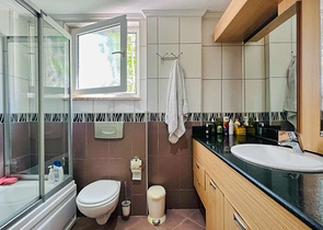 Квартира планировки 3+1 дуплекс в районе Кемер - Анталия 