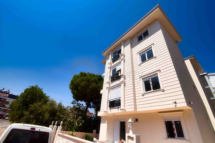 Квартира в новом доме планировки 1+1 в районе Кепез - Анталия 