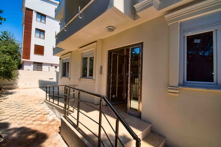 Квартира в новом доме планировки 1+1 в районе Кепез - Анталия 